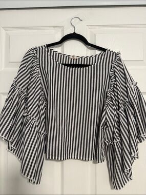 Hollister Black & White Striped Ruffle-Sleeve Top